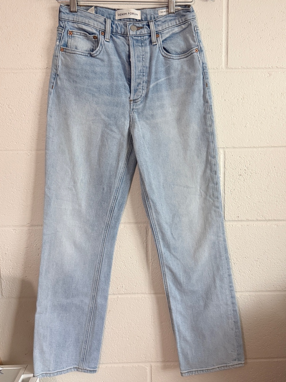 Denim Forum Aritzia Arlo High Rise Straight Light  Wash Button Fly Jean 27